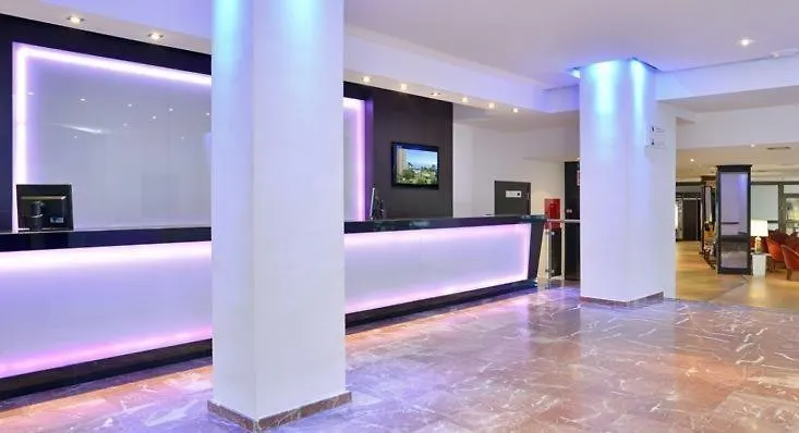 Torremolinos Carihuela 1ª Linea Playa Apartment